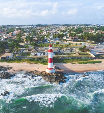 Praia de itapuã em Salvador